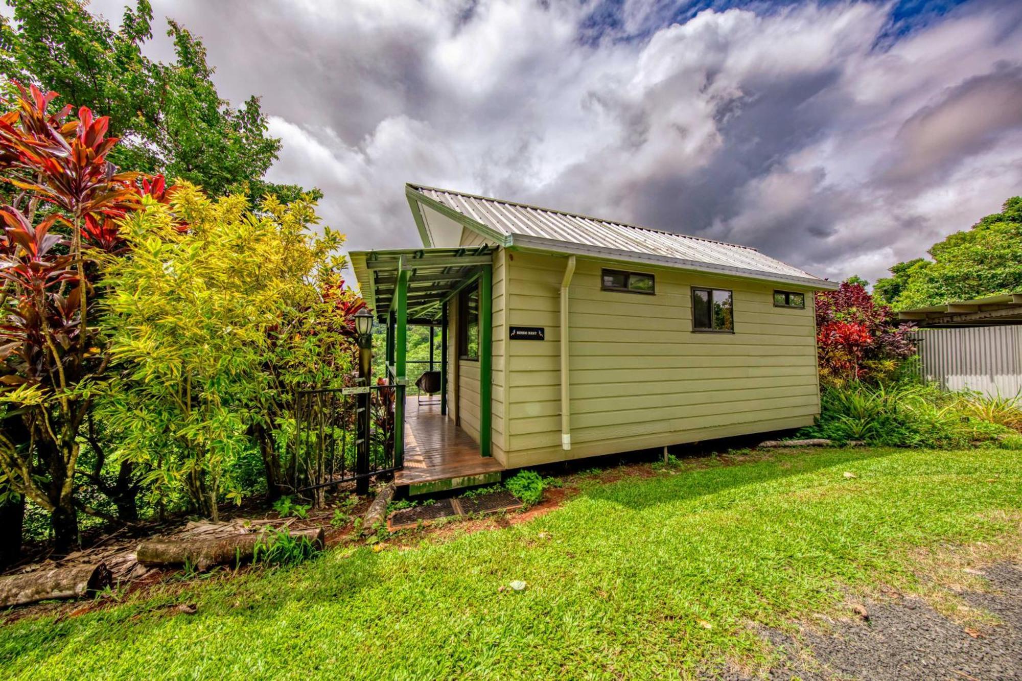 Mena Creek Flower House Exterior photo